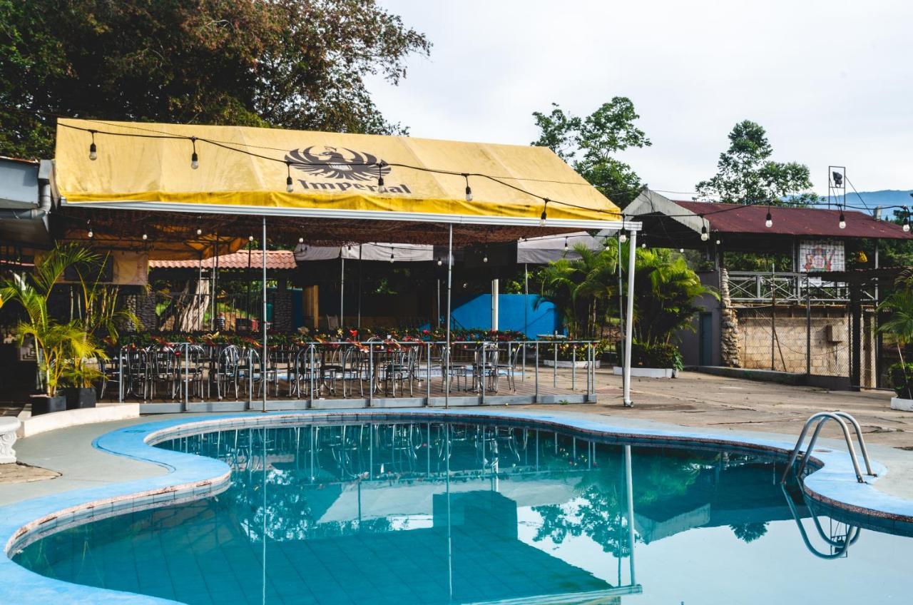 Cabinas El Prado San Isidro De El General Εξωτερικό φωτογραφία