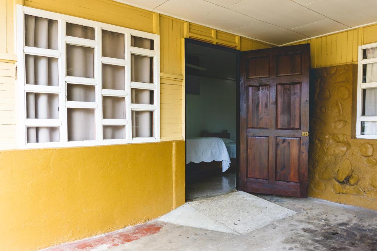 Cabinas El Prado San Isidro De El General Εξωτερικό φωτογραφία